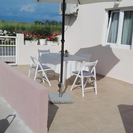 Lucija Apartmán *