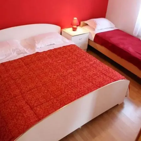 Lucija *